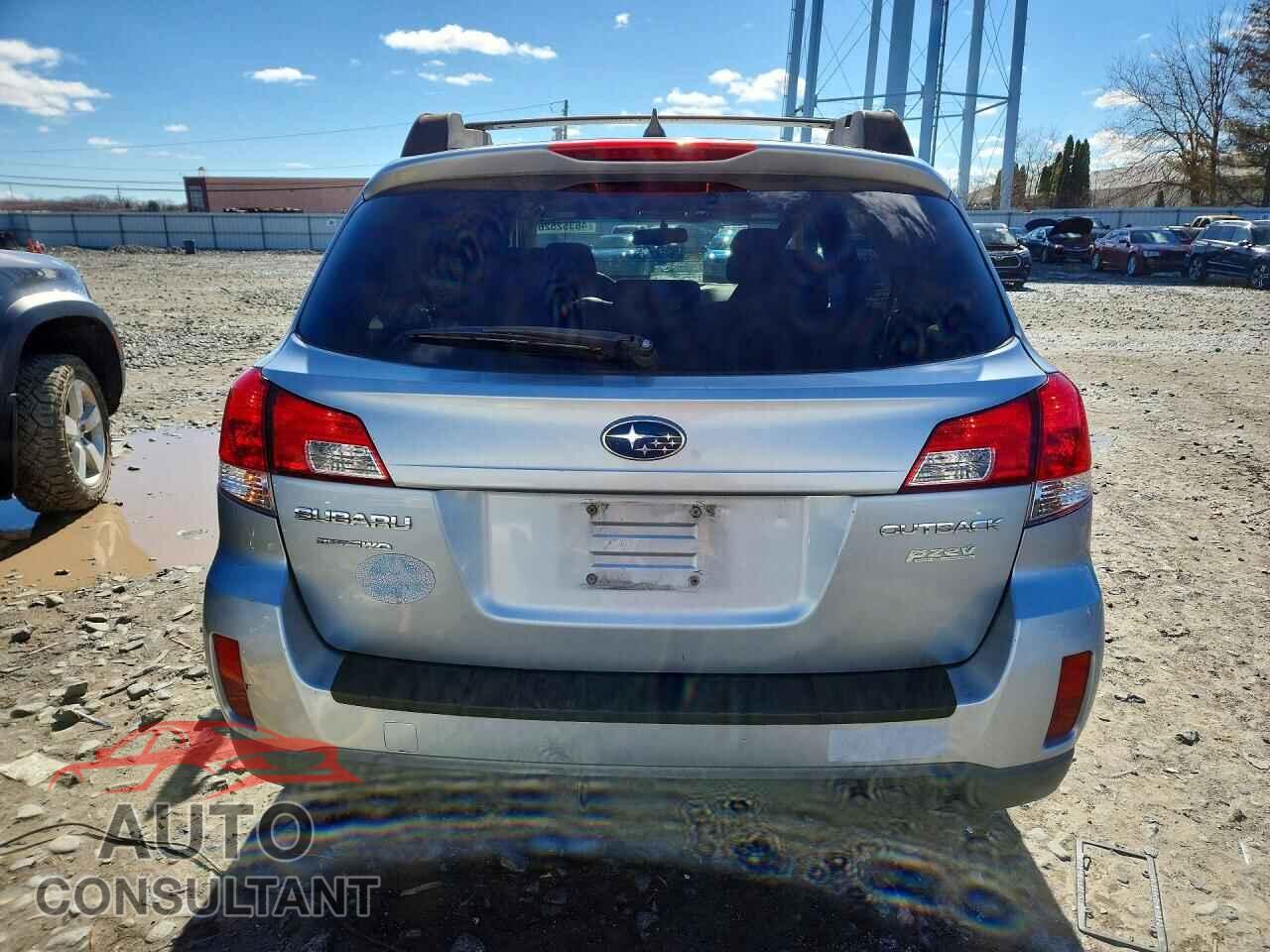 SUBARU OUTBACK 2014 - 4S4BRBCC3E3215972