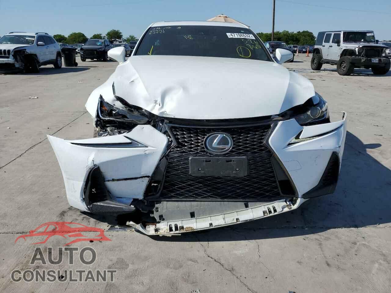 LEXUS IS 2017 - JTHBA1D2XH5056502