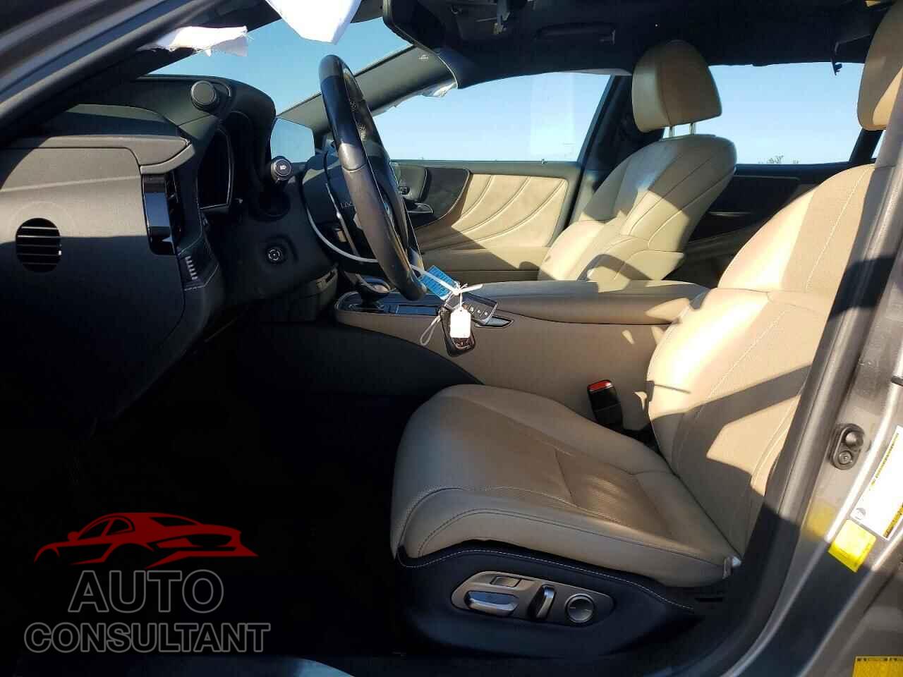 LEXUS LS500 2021 - JTHD51FF5M5013970