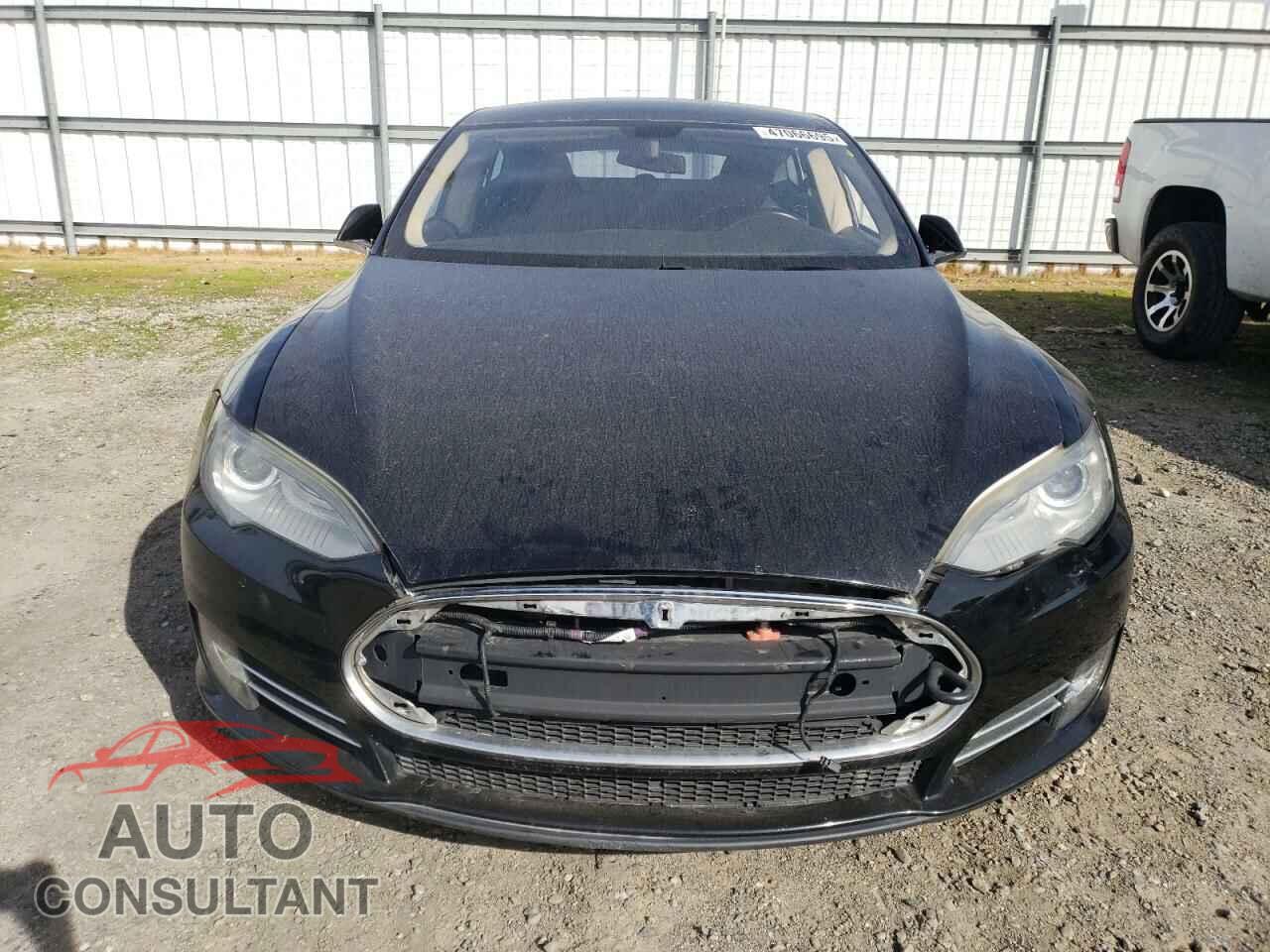 TESLA MODEL S 2013 - 5YJSA1CP4DFP27573