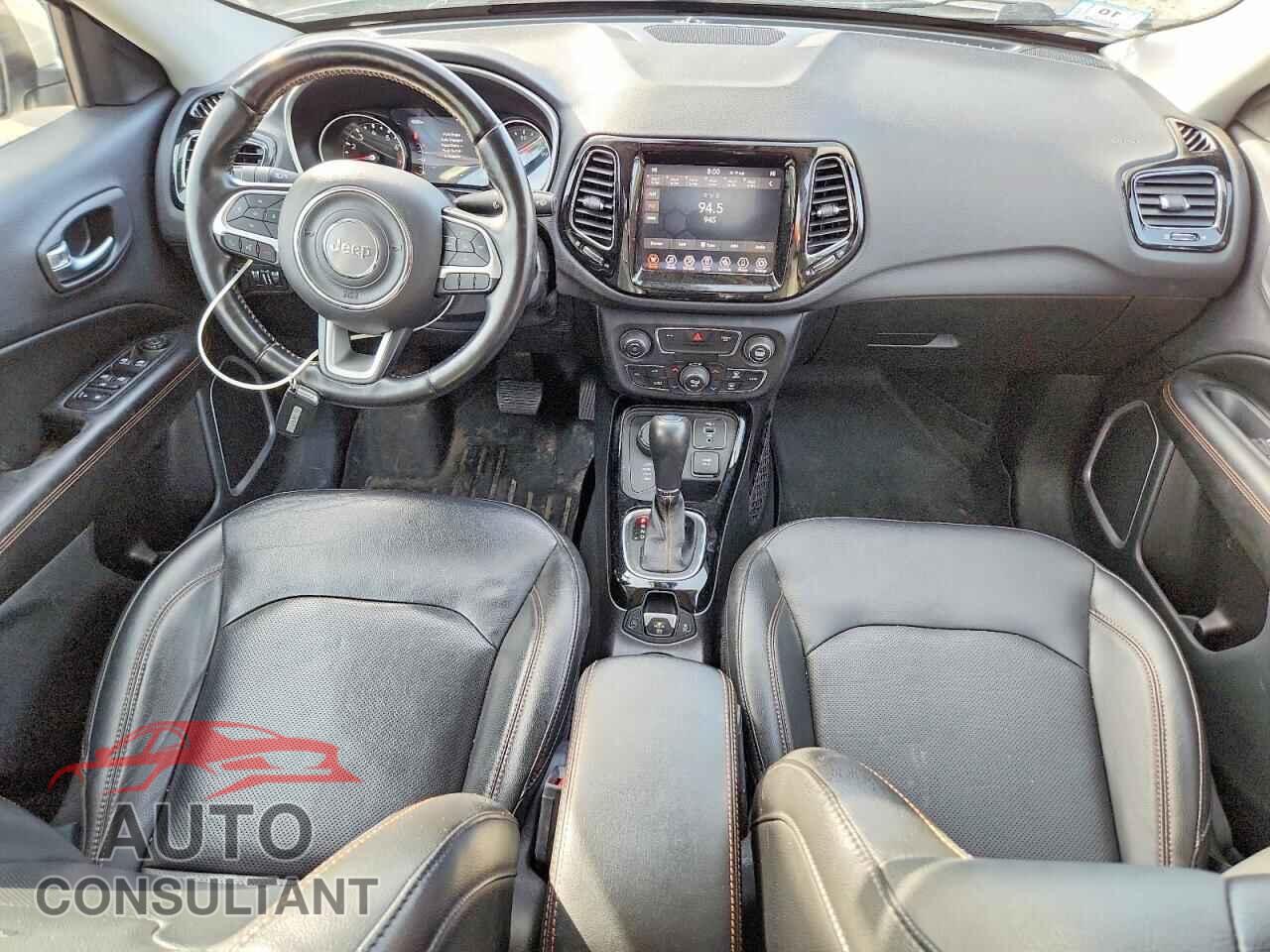 JEEP COMPASS 2020 - 3C4NJDCB2LT239130