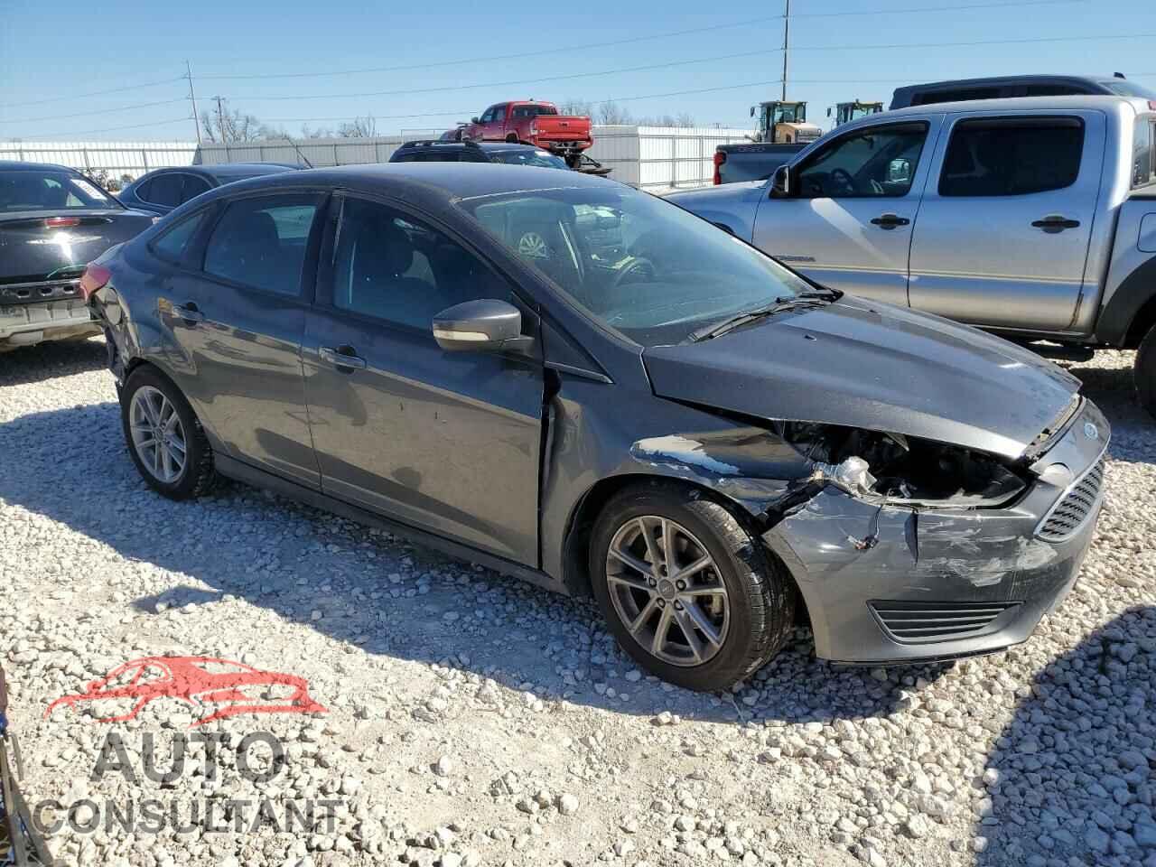 FORD FOCUS 2017 - 1FADP3F22HL247138