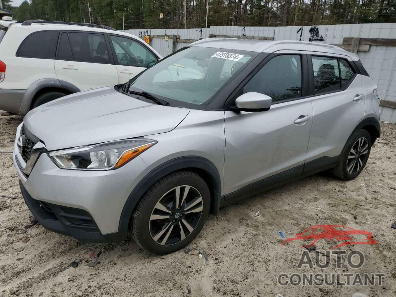 NISSAN KICKS 2018 - 3N1CP5CU7JL531028