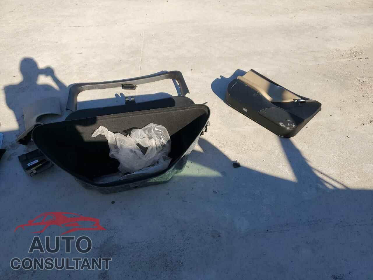 TESLA MODEL S 2017 - 5YJSA1E13HF181234