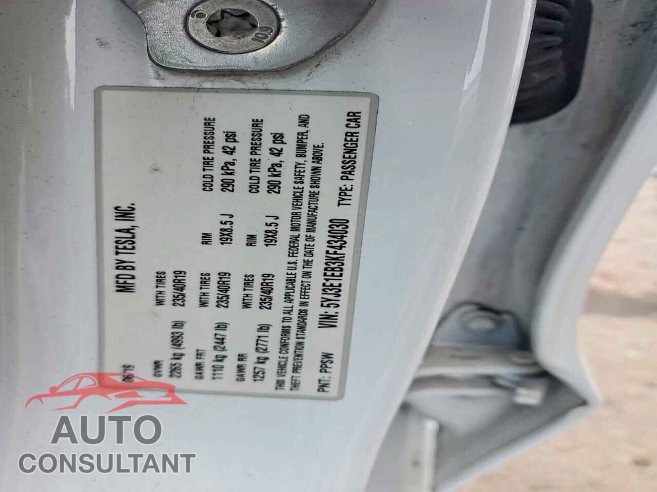 TESLA MODEL 3 2019 - 5YJ3E1EB3KF434030