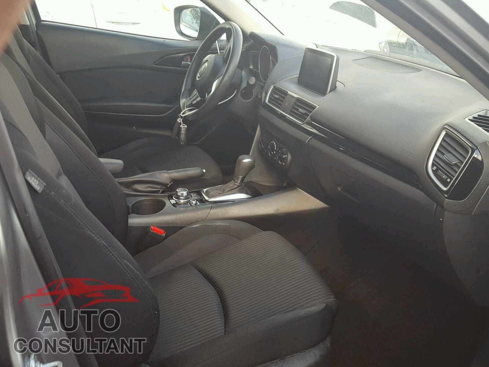MAZDA 3 2016 - 3MZBM1U79GM261030