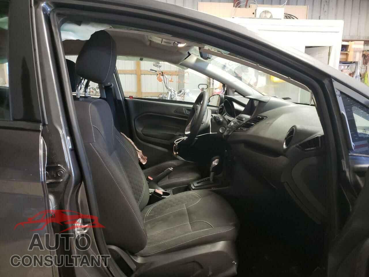 FORD FIESTA 2019 - 3FADP4EJ9KM105762