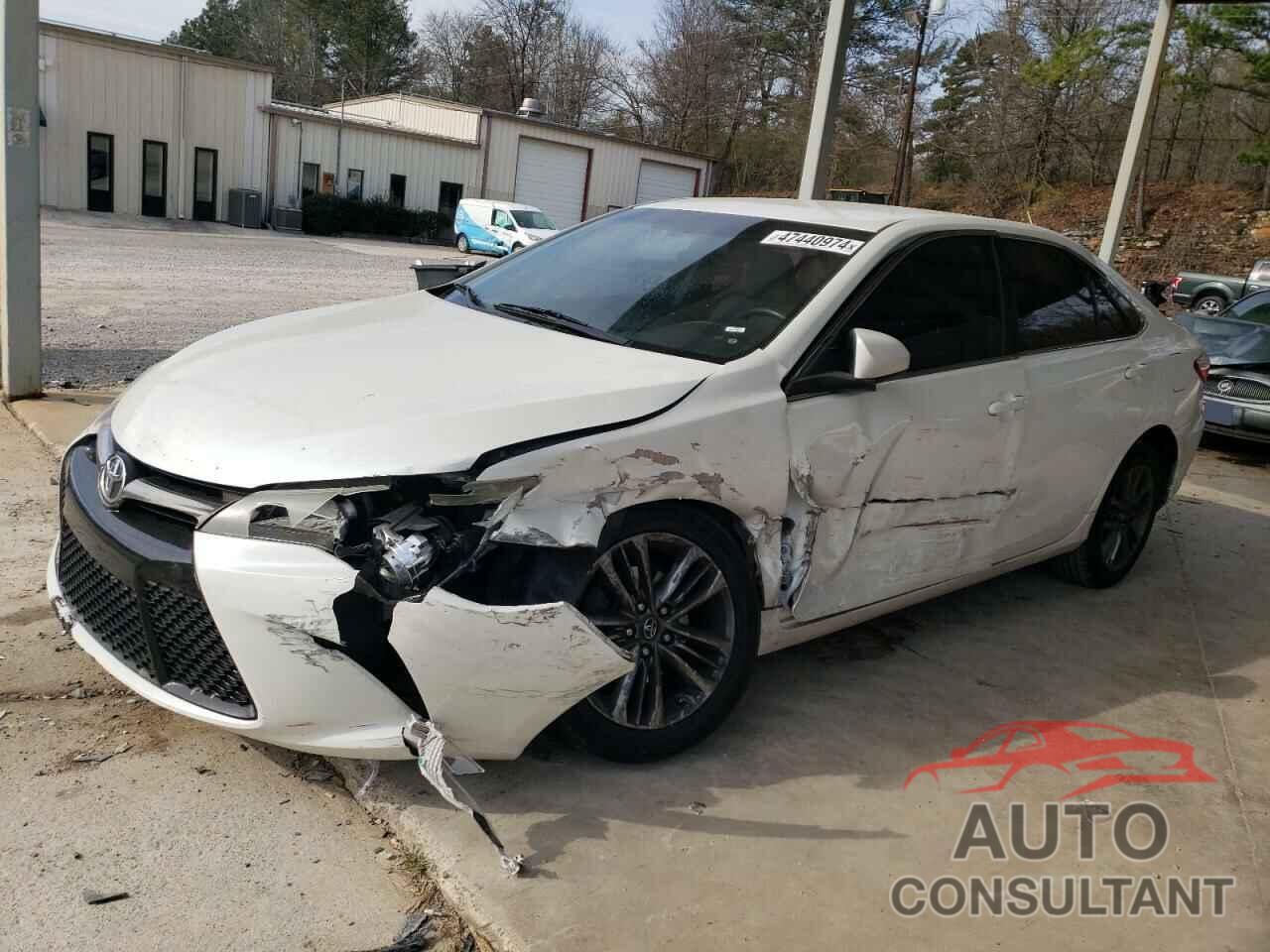 TOYOTA CAMRY 2016 - 4T1BF1FK3GU556114