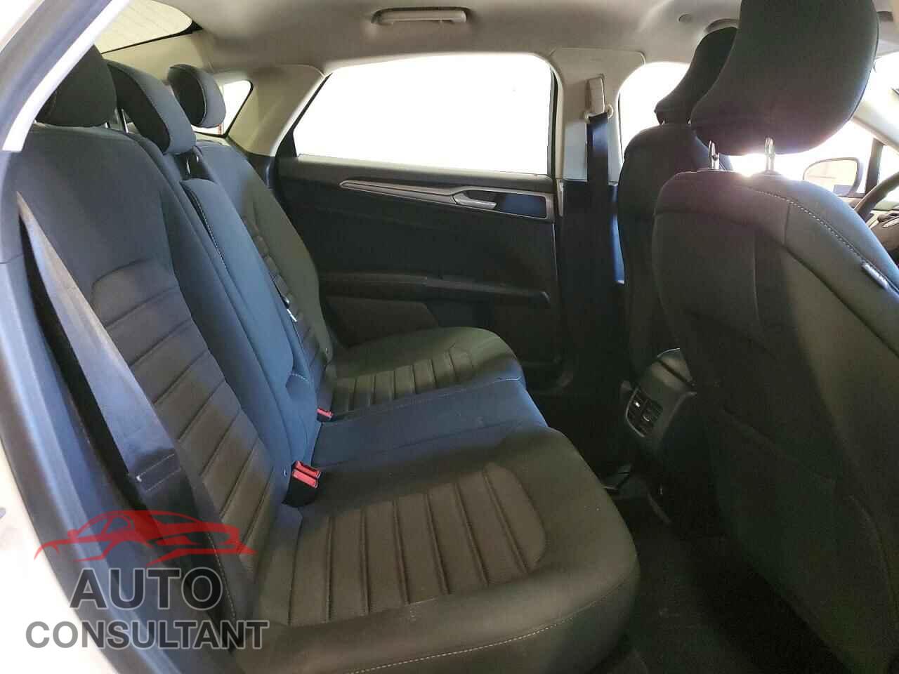 FORD FUSION 2019 - 3FA6P0LU1KR239683