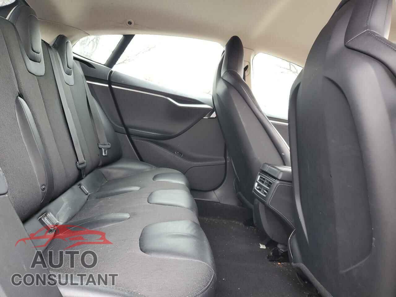 TESLA MODEL S 2014 - 5YJSA1S14EFP51077