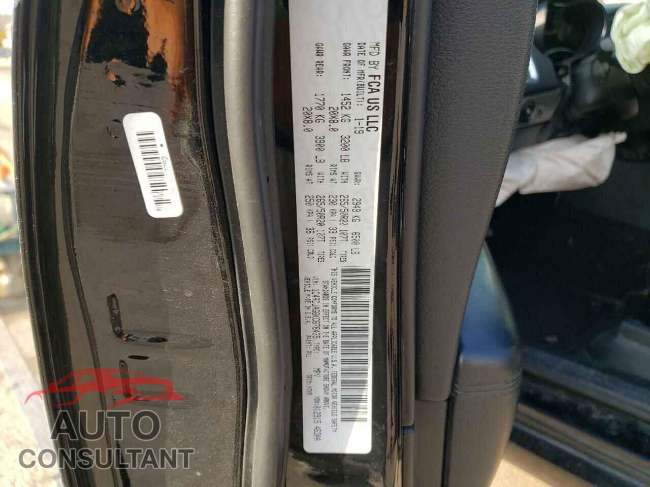 DODGE DURANGO 2019 - 1C4RDJAG6KC676435