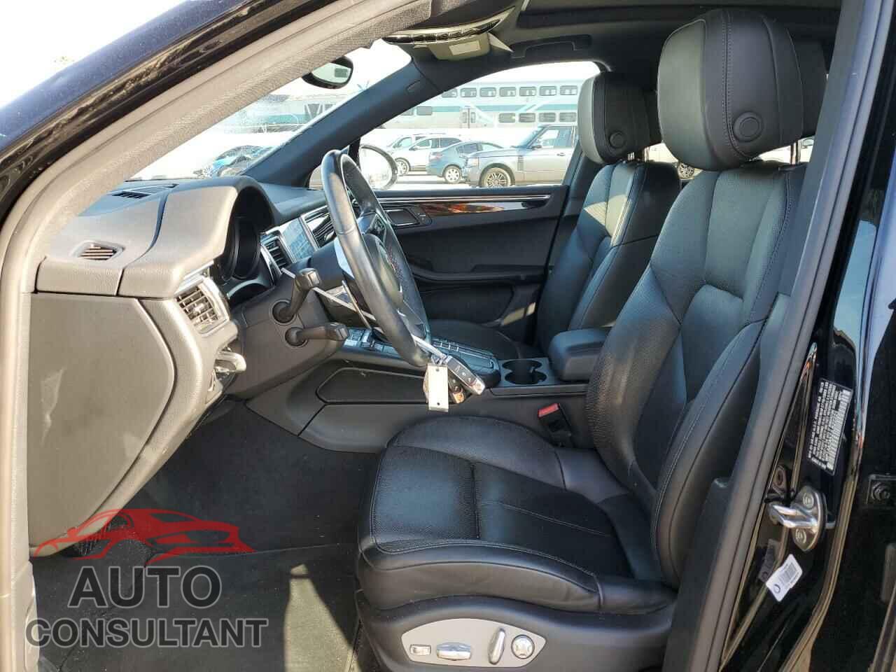 PORSCHE MACAN 2018 - WP1AA2A52JLB22221