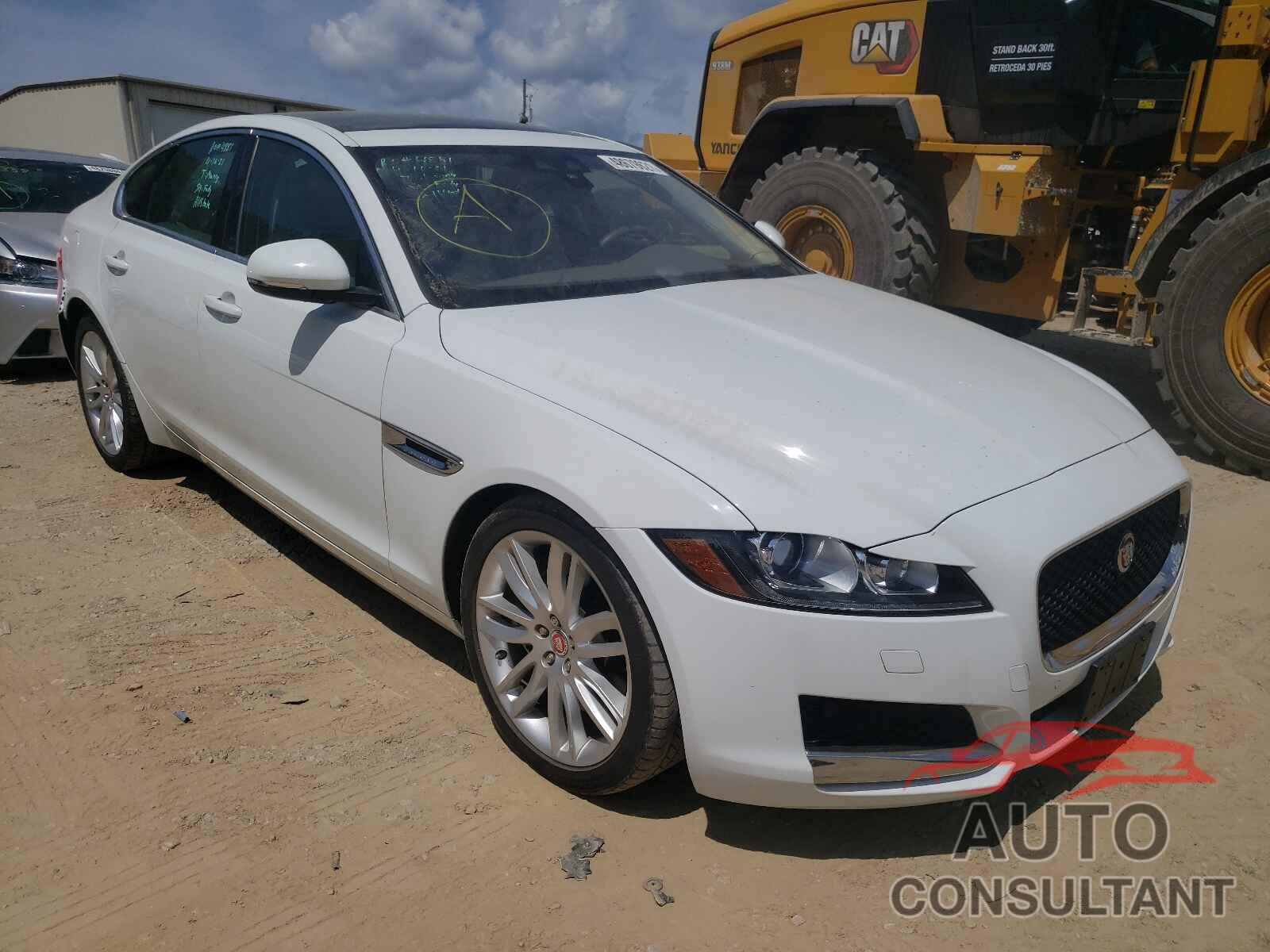 JAGUAR XF 2016 - SAJBE4BVXGCY03807