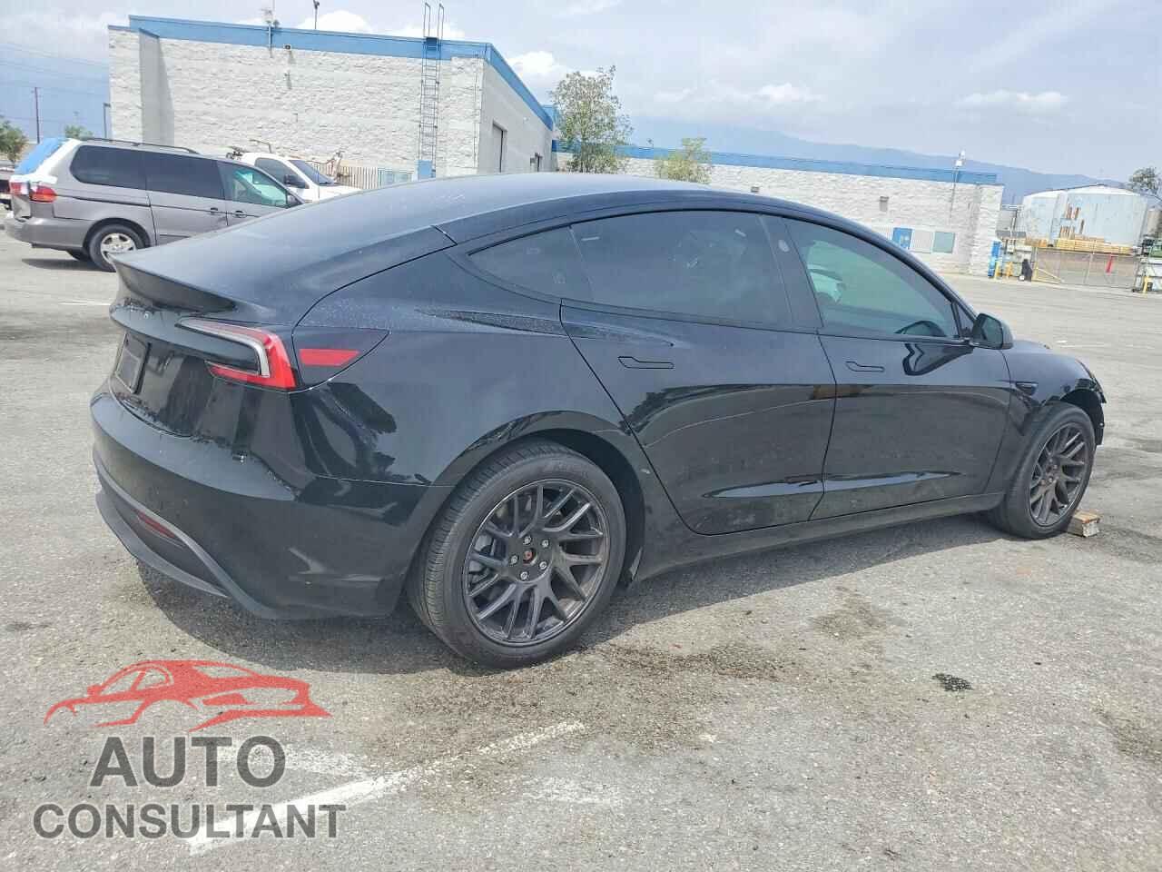 TESLA MODEL 3 2024 - 5YJ3E1EA8RF834196