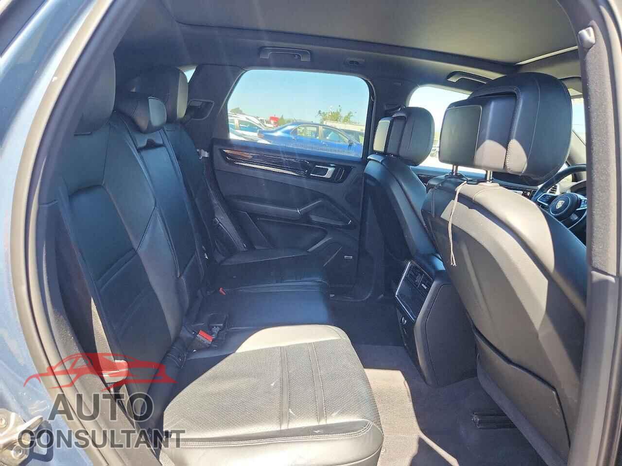 PORSCHE CAYENNE 2019 - WP1AA2AY7KDA07331