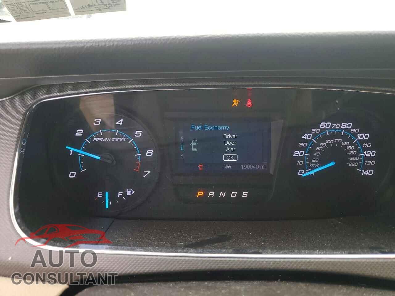 FORD TAURUS 2015 - 1FAHP2D83FG192532