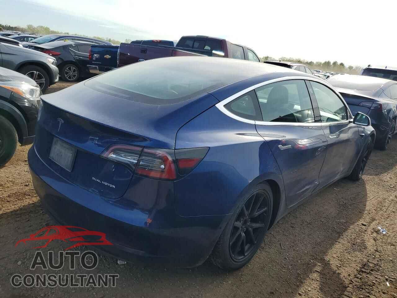TESLA MODEL 3 2019 - 5YJ3E1EB2KF408261