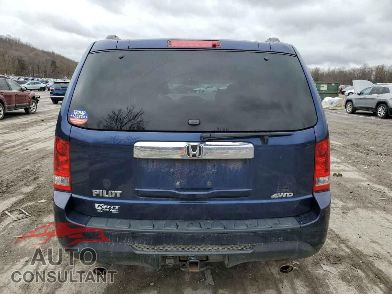HONDA PILOT 2015 - 5FNYF4H73FB018805