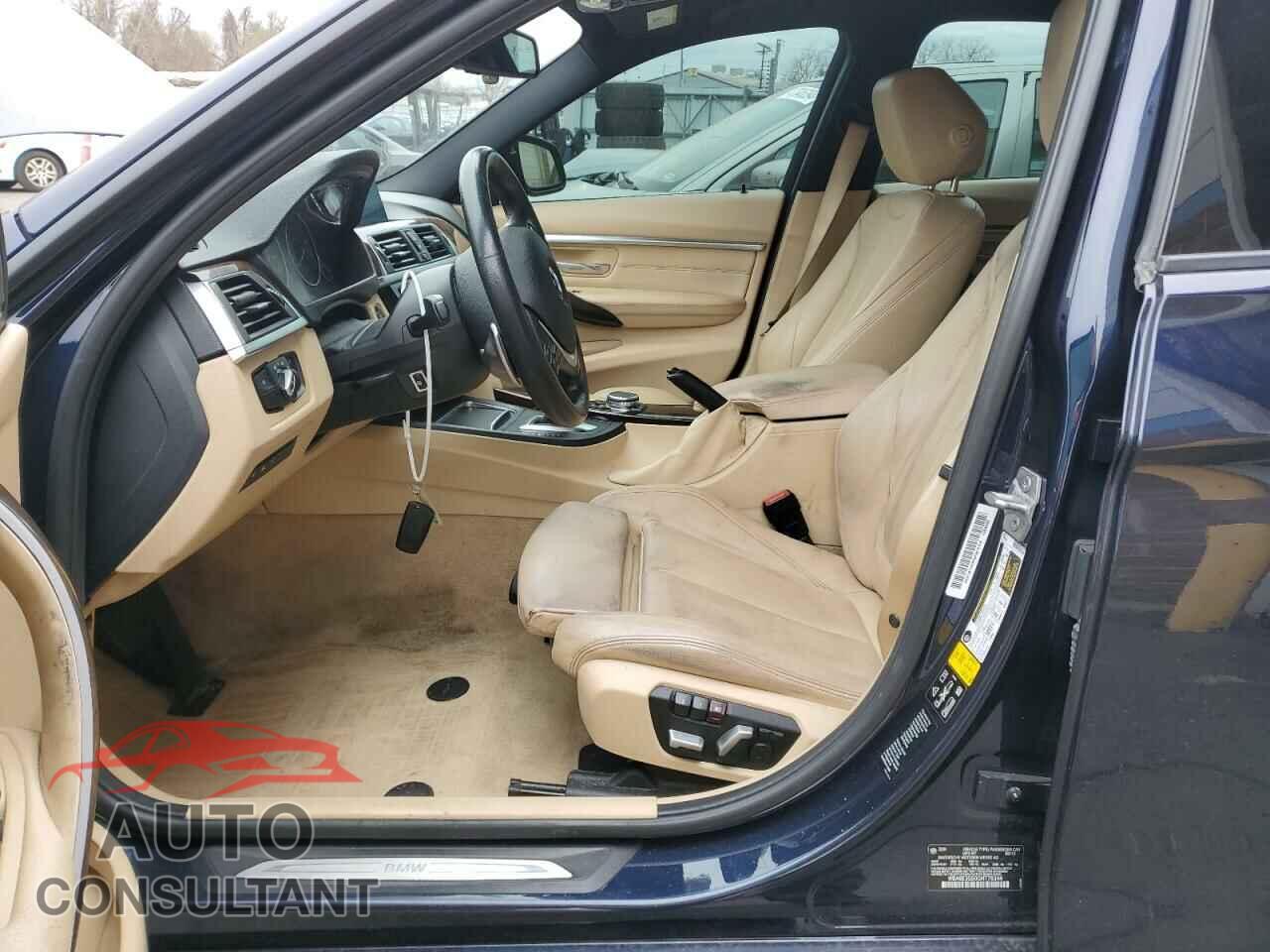 BMW 3 SERIES 2016 - WBA8E3G50GNT76344