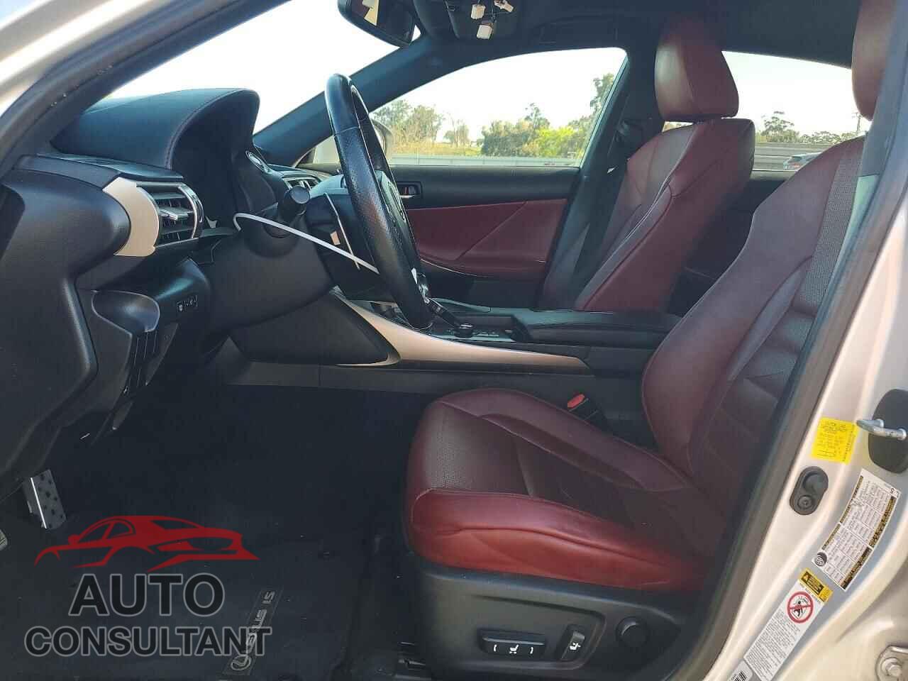 LEXUS IS 2014 - JTHCE1D28E5000529
