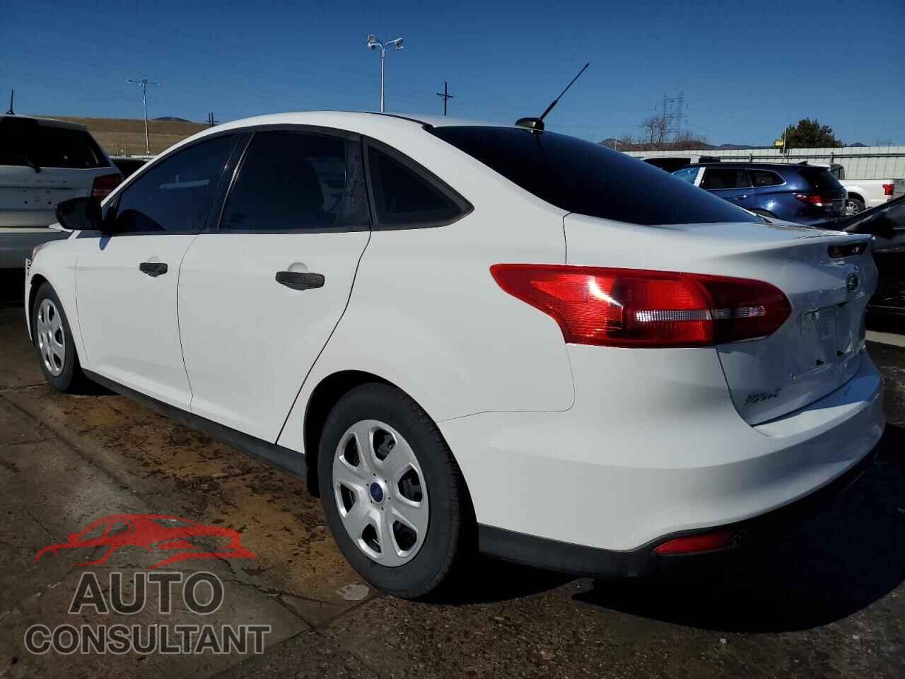 FORD FOCUS 2016 - 1FADP3E21GL310553