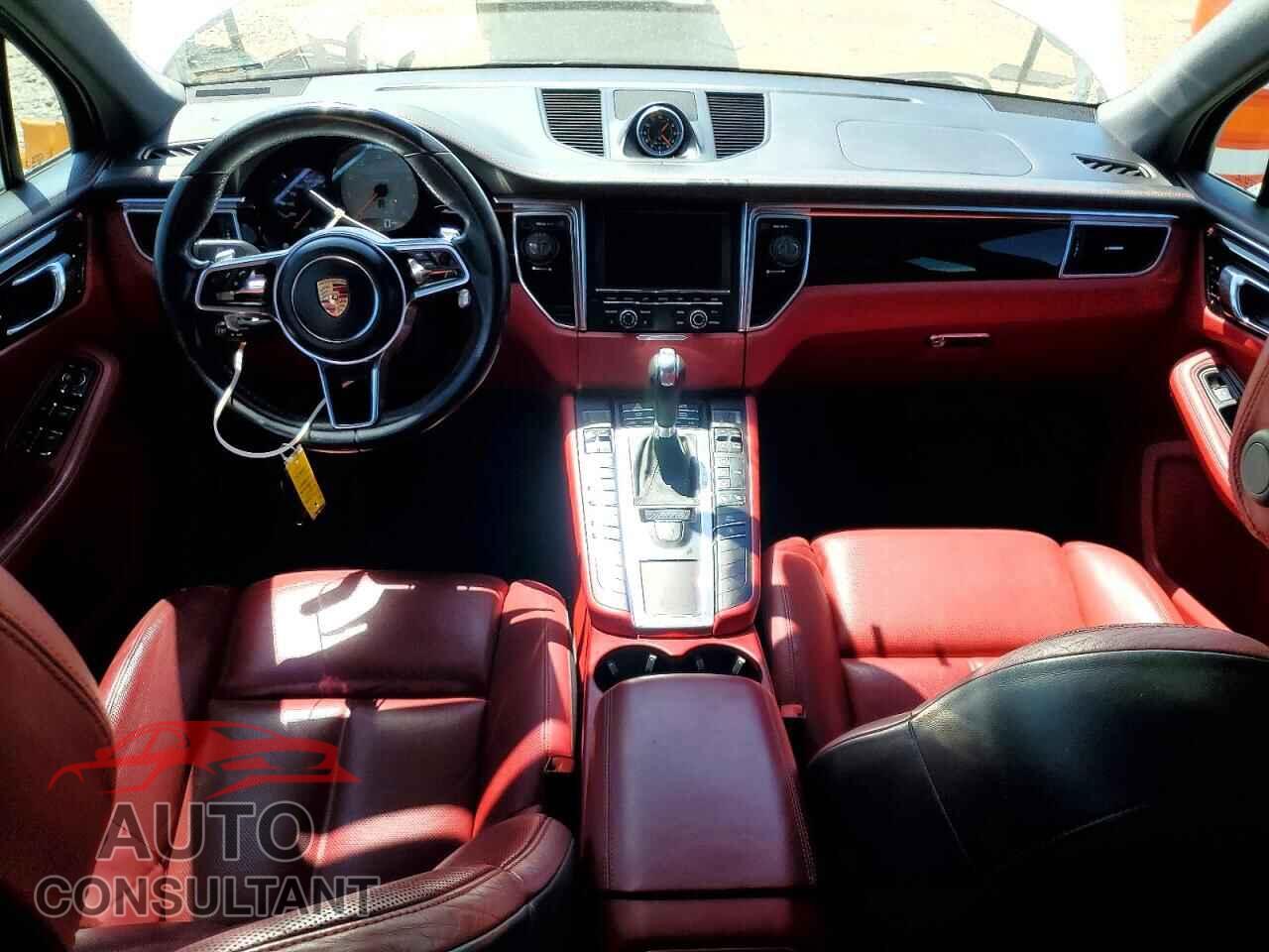 PORSCHE MACAN 2015 - WP1AB2A52FLB43431