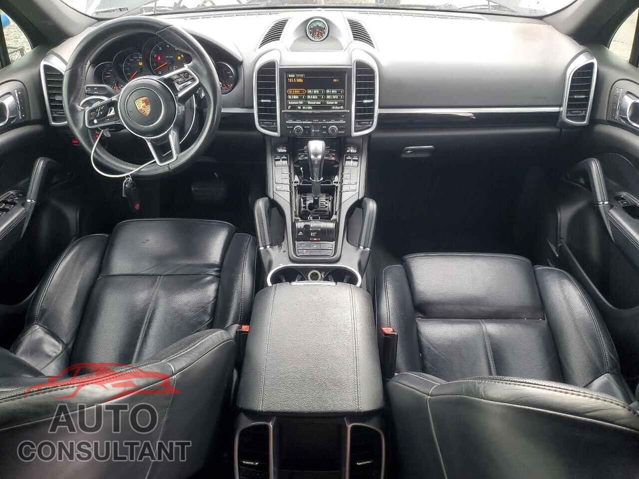 PORSCHE CAYENNE 2016 - WP1AA2A27GLA02350