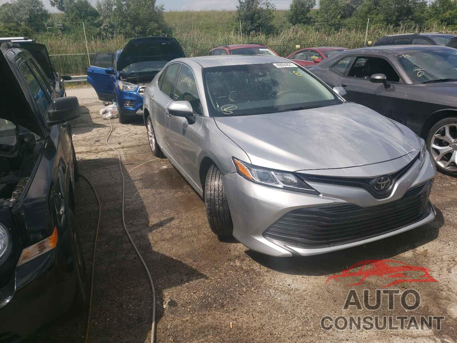 TOYOTA CAMRY 2018 - JTNB11HKXJ3048098