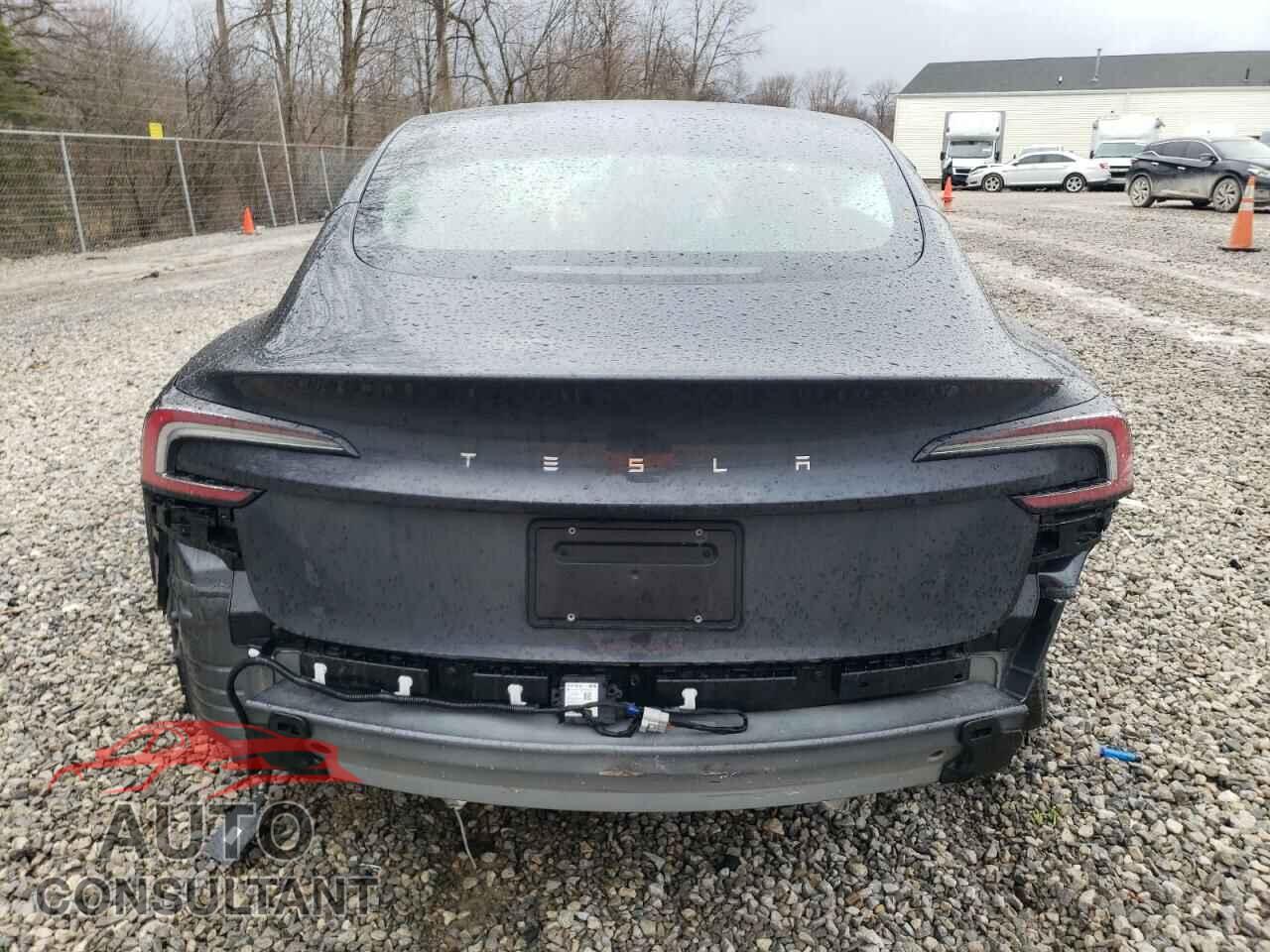 TESLA MODEL 3 2024 - 5YJ3E1EA7RF858716