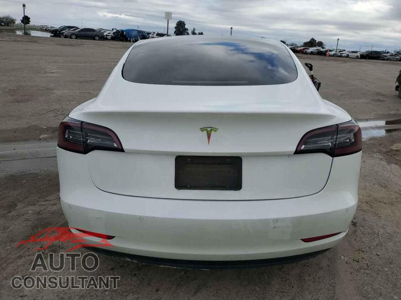 TESLA MODEL 3 2021 - 5YJ3E1EA0MF939730