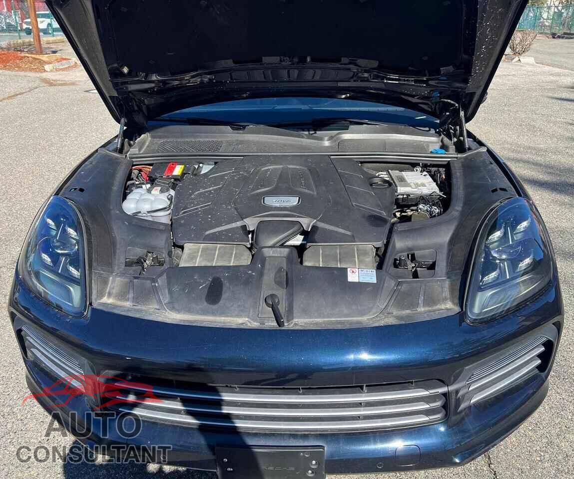 PORSCHE CAYENNE 2020 - WP1AA2AY4LDA09748