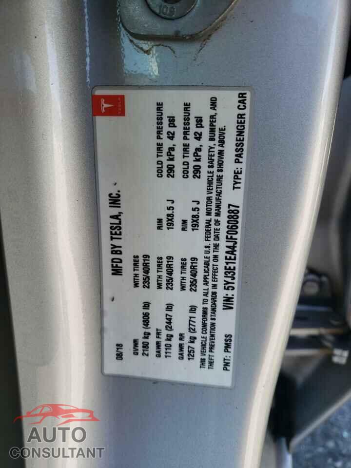 TESLA MODEL 3 2018 - 5YJ3E1EA4JF060887