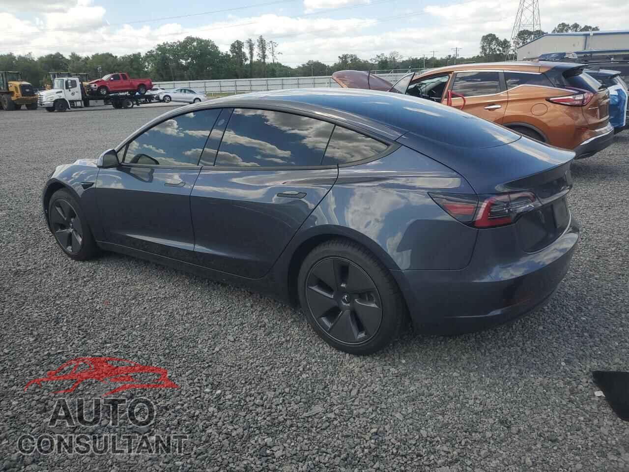 TESLA MODEL 3 2021 - 5YJ3E1EA2MF084285