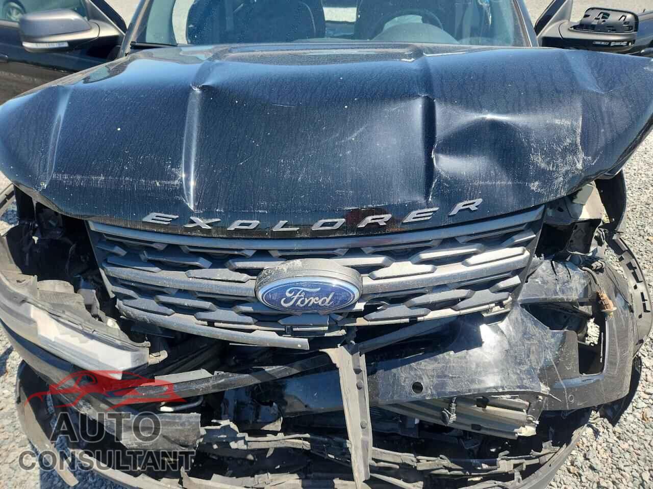 FORD EXPLORER 2018 - 1FM5K7D86JGB27185
