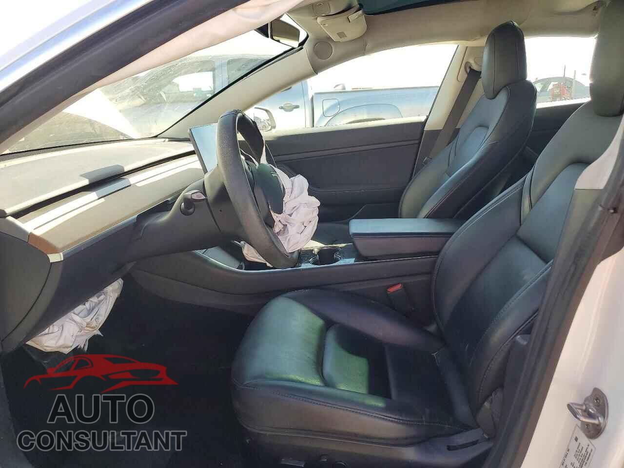 TESLA MODEL 3 2020 - 5YJ3E1EA5LF660739