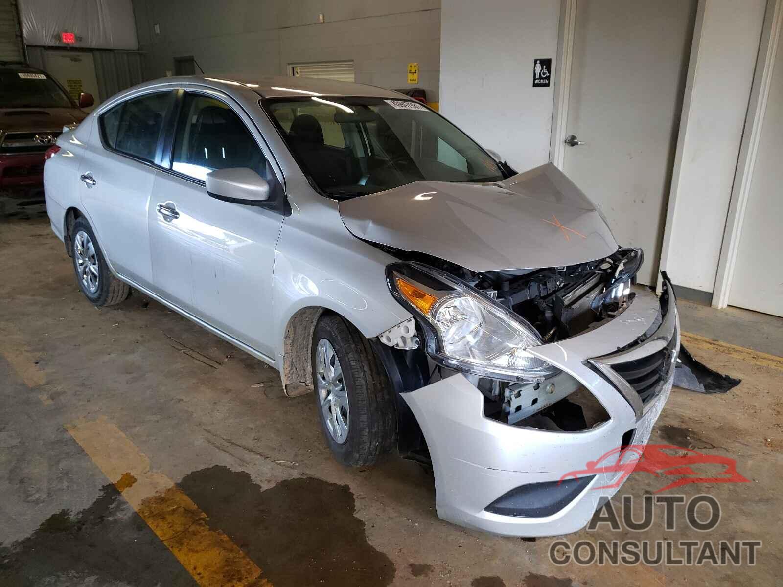 NISSAN VERSA 2019 - 3N1CN7AP2KL837778
