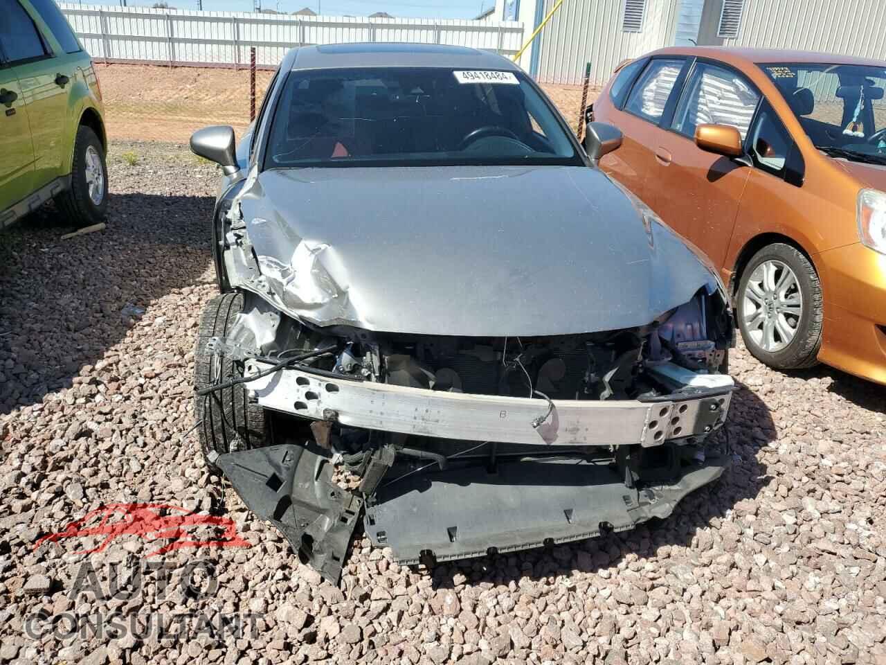 LEXUS IS 2017 - JTHBA1D21H5045808