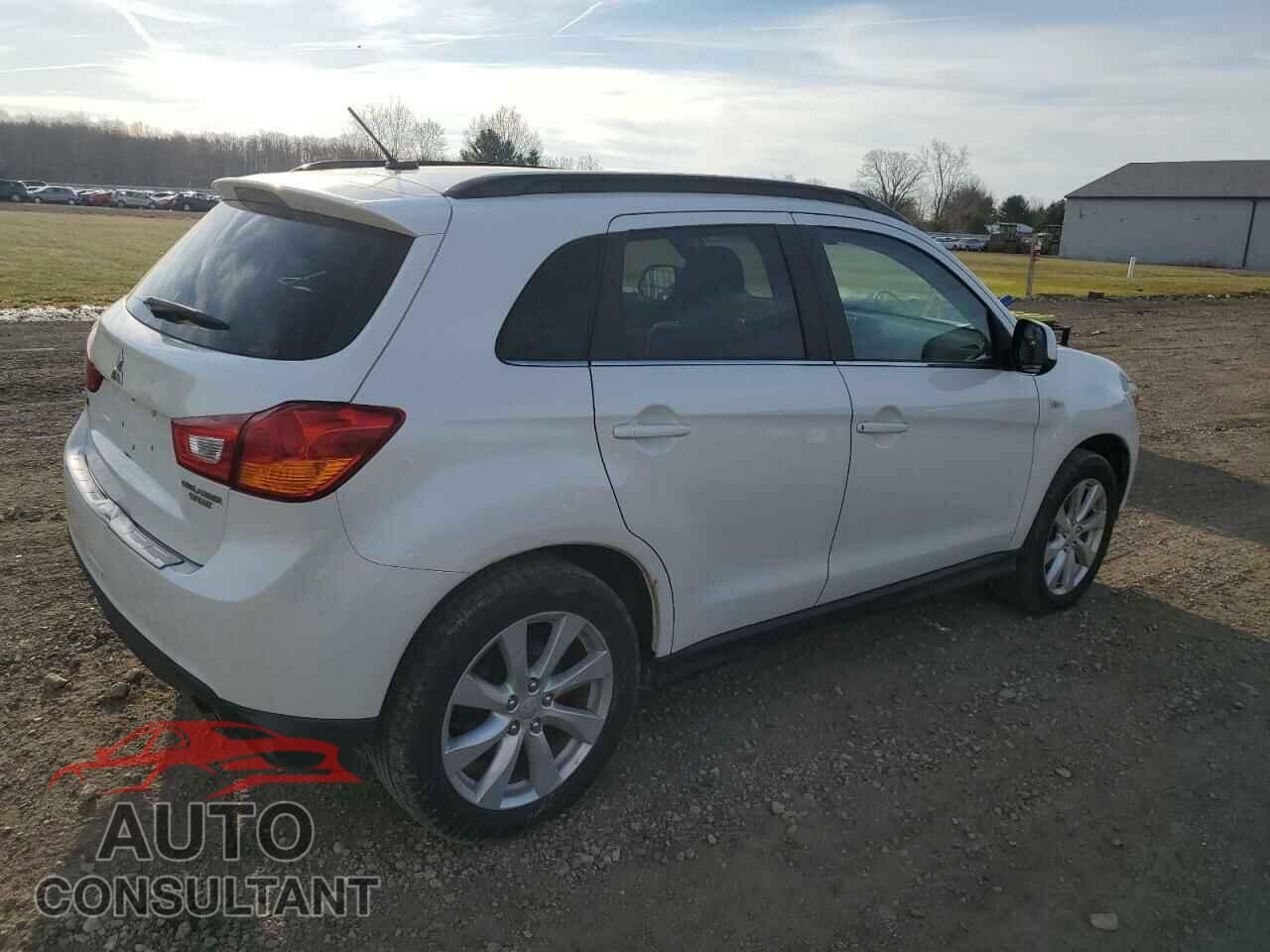 MITSUBISHI OUTLANDER 2013 - 4A4AR4AU2DE007309