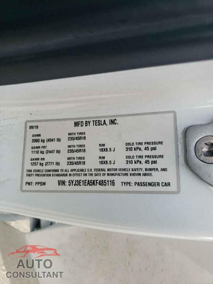 TESLA MODEL 3 2019 - 5YJ3E1EA5KF485116