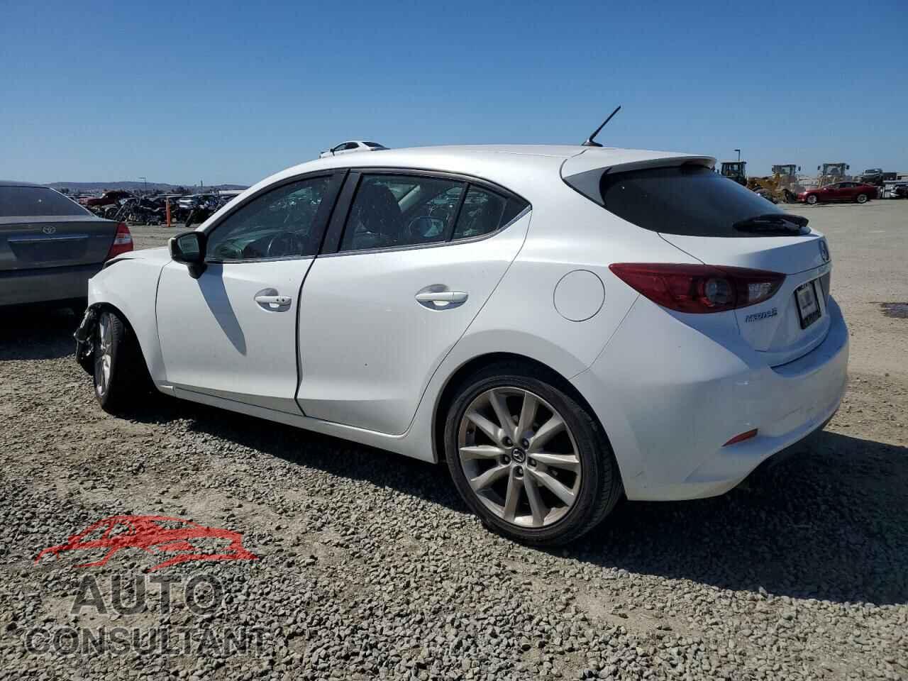 MAZDA 3 2017 - 3MZBN1L70HM153198