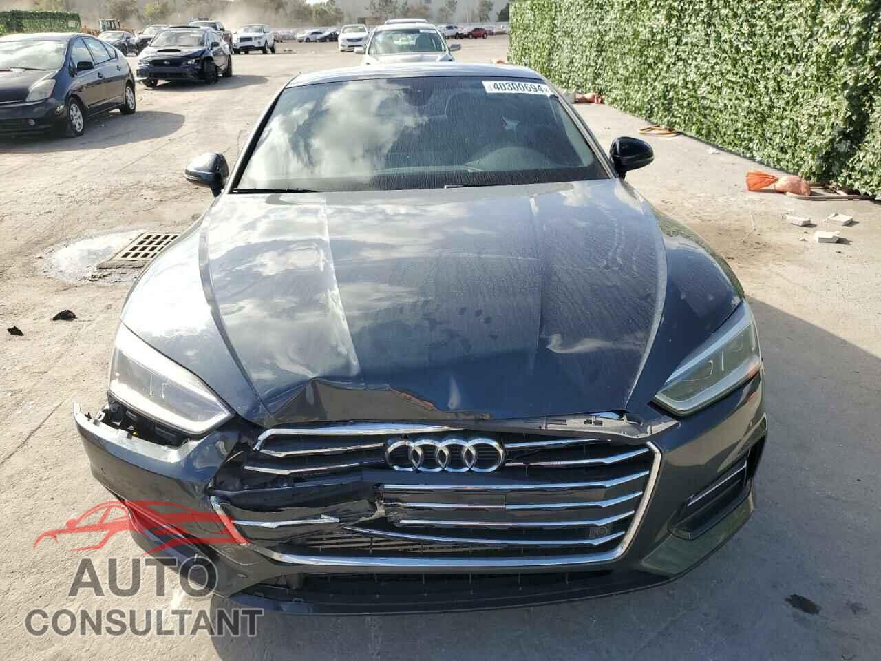 AUDI A5 2018 - WAUPNAF54JA020043