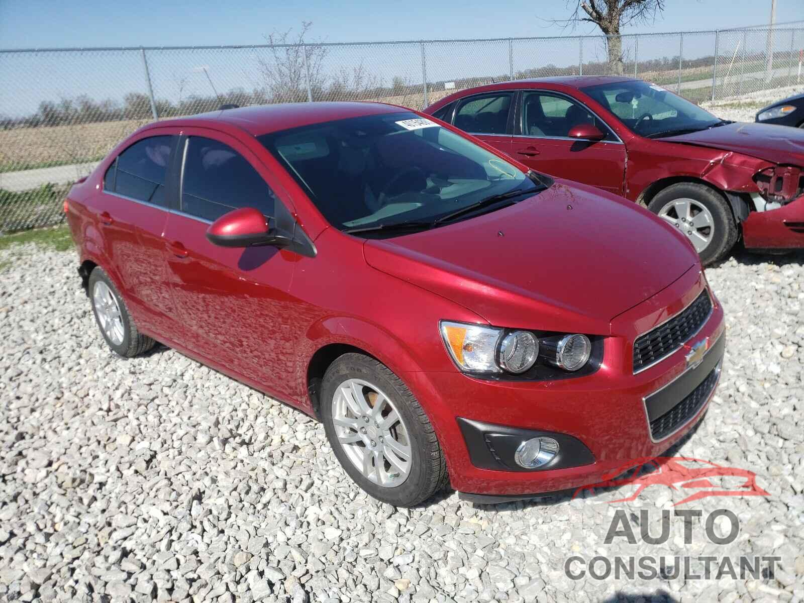 CHEVROLET SONIC 2016 - 1G1JC5SH9G4172213