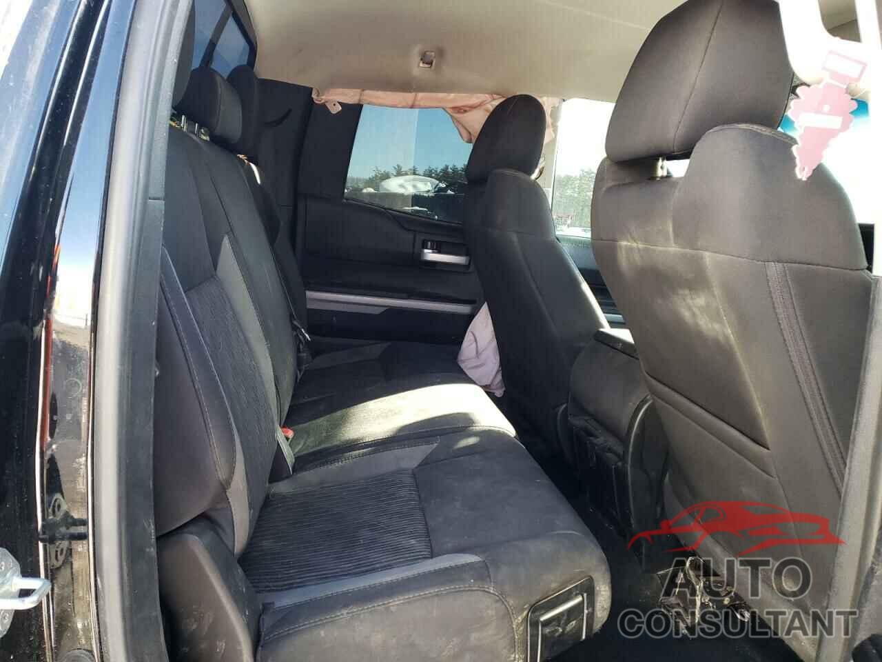 TOYOTA TUNDRA 2017 - 5TFUY5F15HX668161