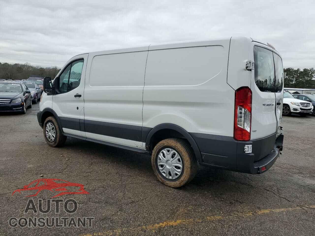 FORD TRANSIT 2018 - 1FTYR1YM7JKA92476