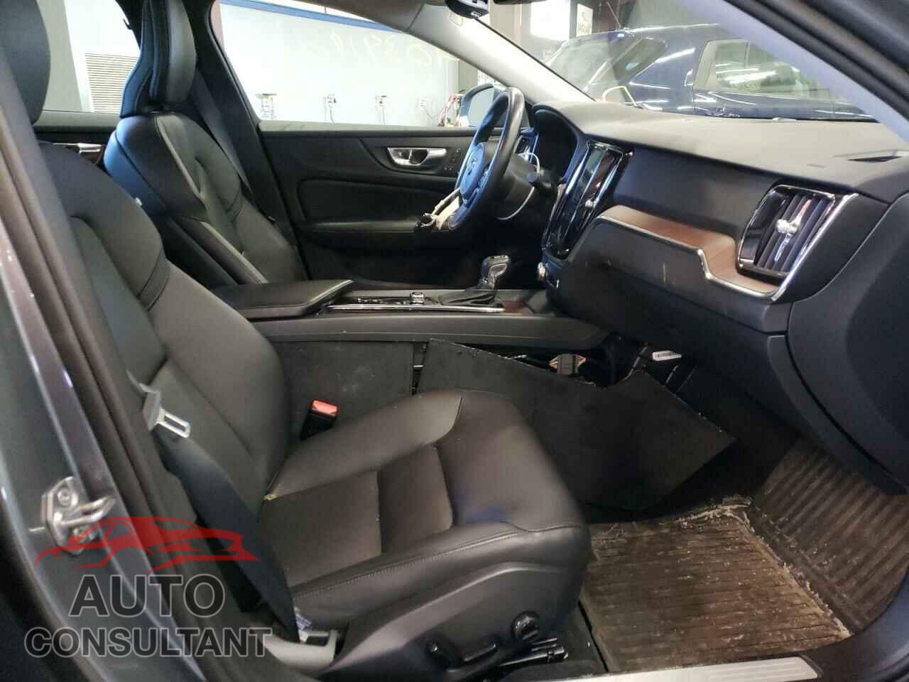 VOLVO S60 2019 - 7JRA22TK5KG002006