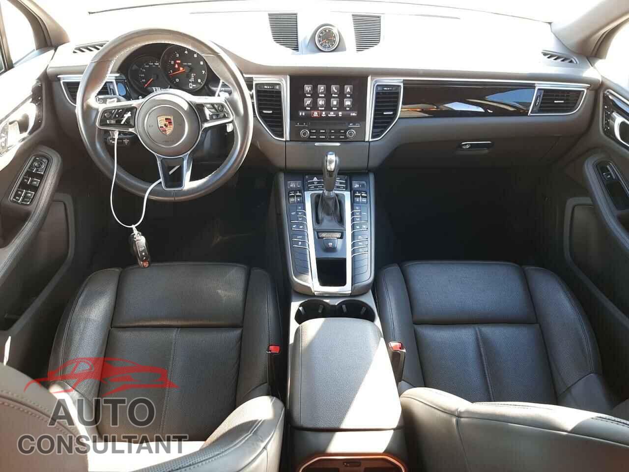 PORSCHE MACAN 2018 - WP1AA2A56JLB07365