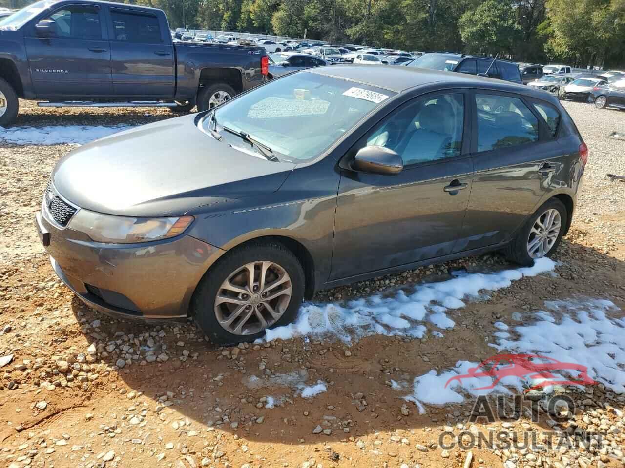 KIA FORTE 2011 - KNAFU5A23B5371409