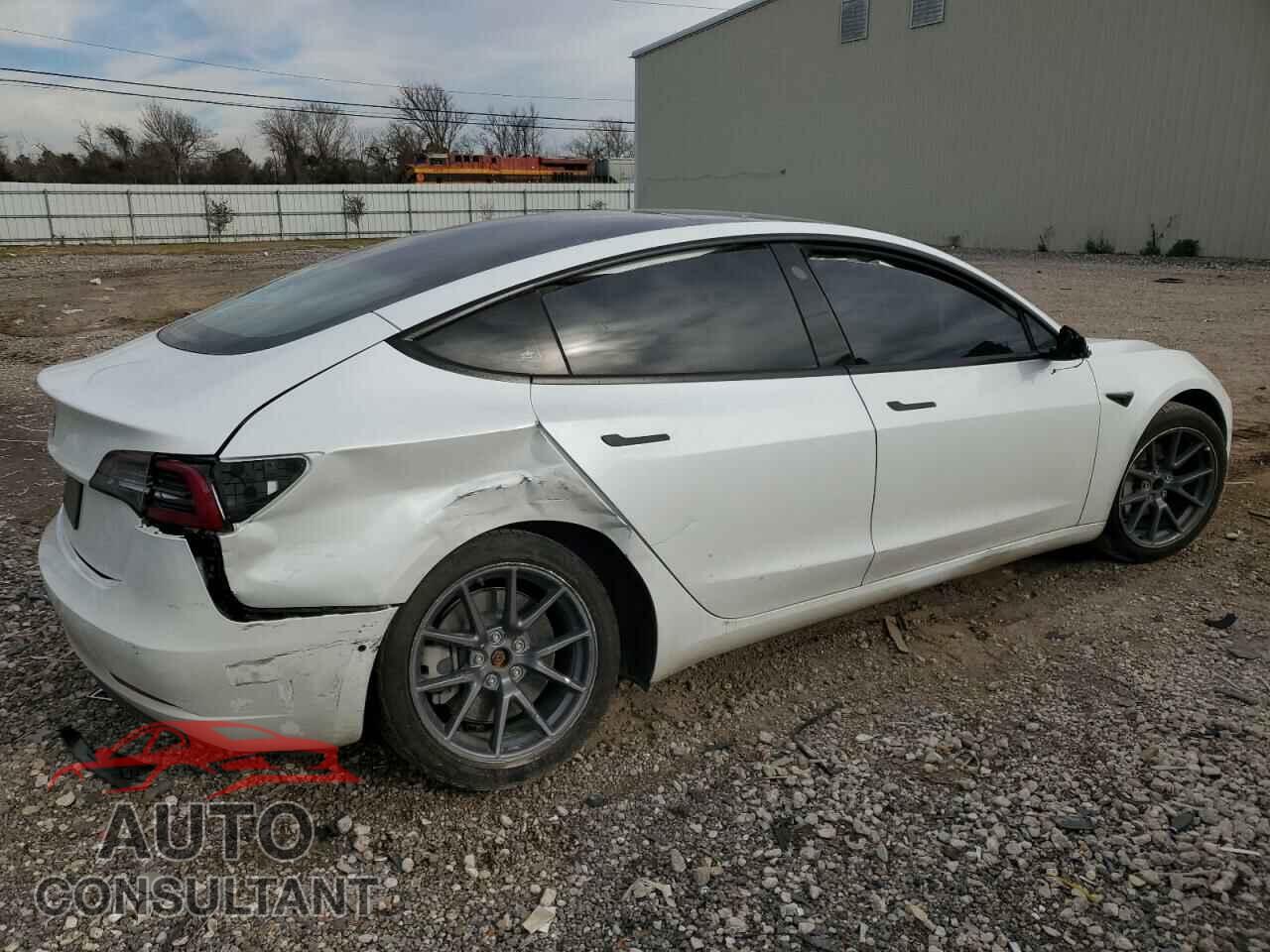 TESLA MODEL 3 2021 - 5YJ3E1EA6MF089697