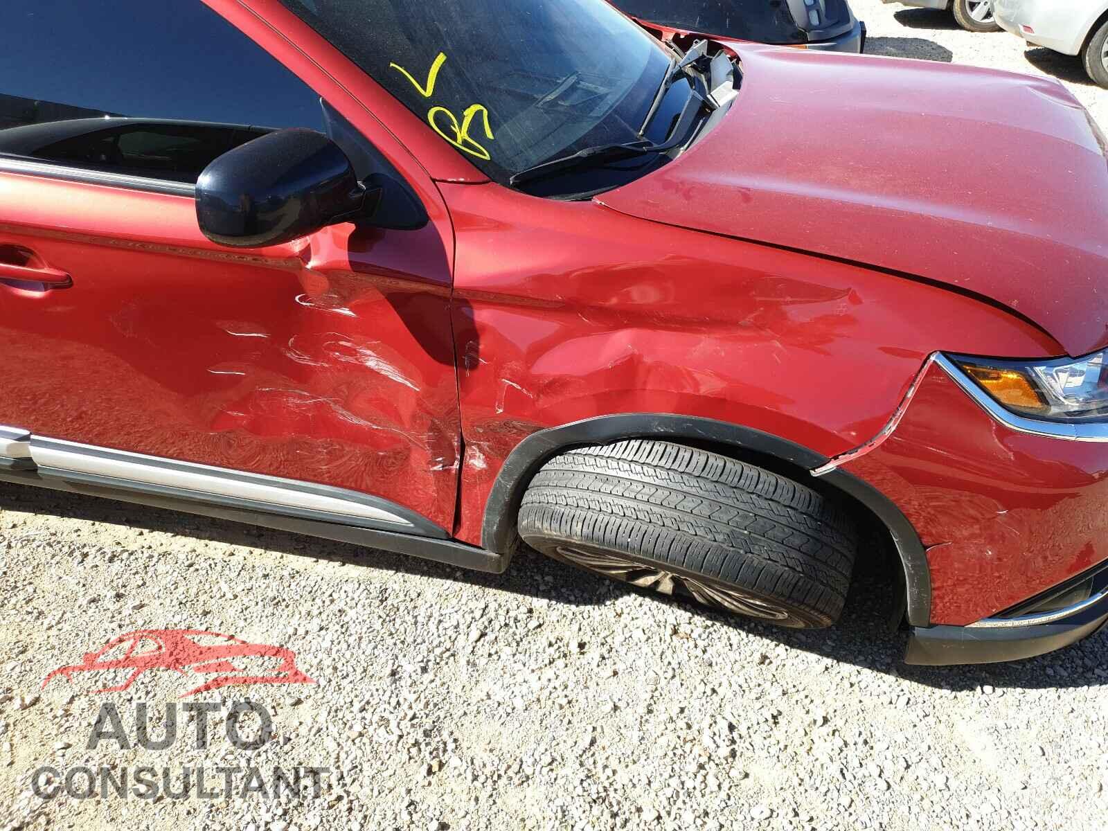 MITSUBISHI OUTLANDER 2019 - JA4AD2A34KZ009077