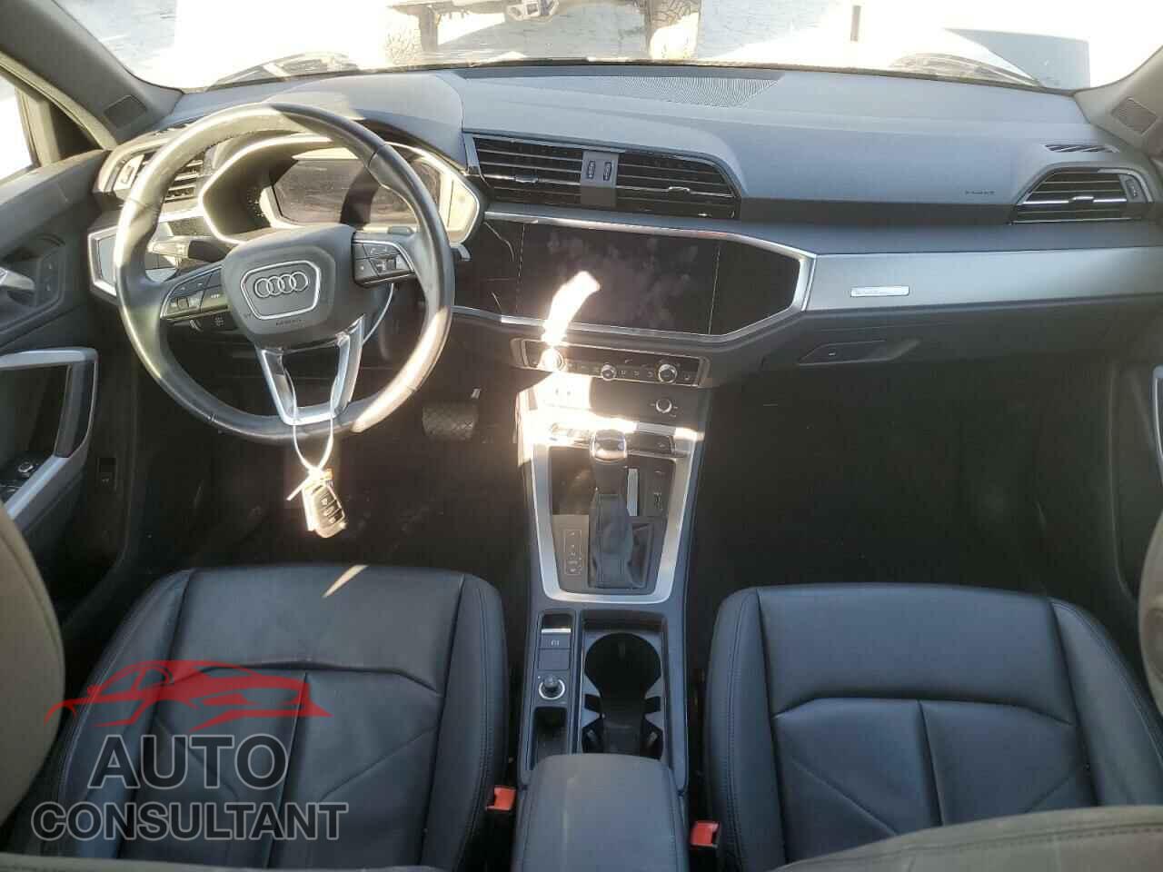 AUDI Q3 2021 - WA1DECF30M1004792